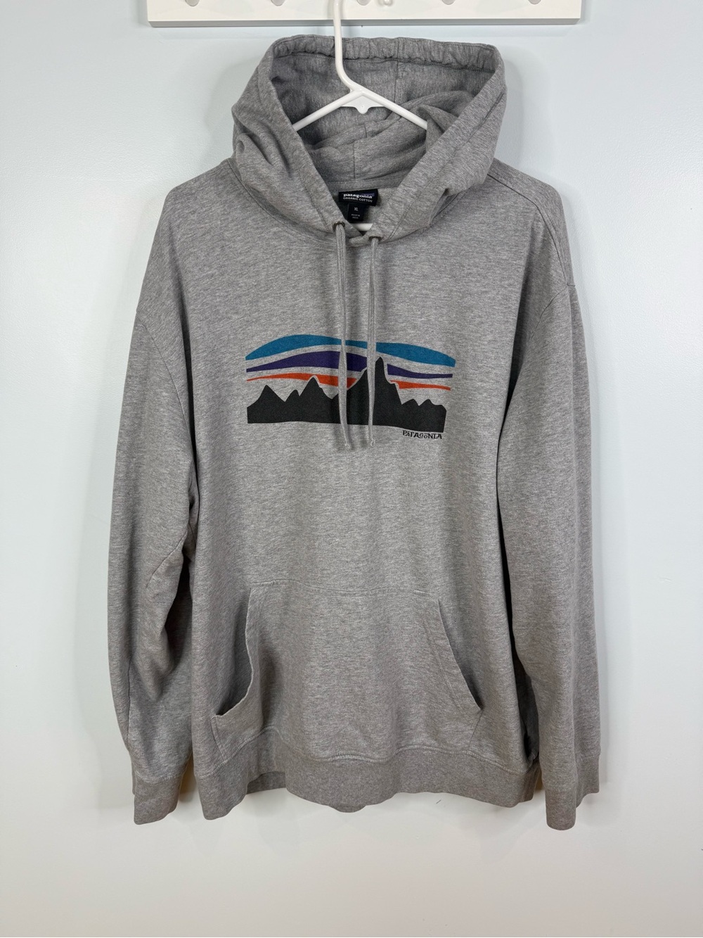 Patagonia Women’s Fitz Roy Banner Gray Pullover Hoodie Size XL